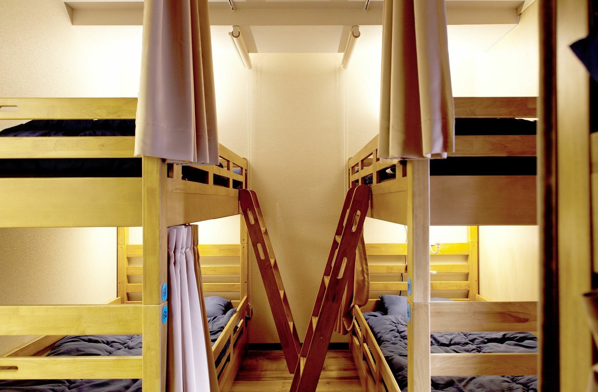 Osaka Guesthouse Hive Fukushima  Dış mekan fotoğraf